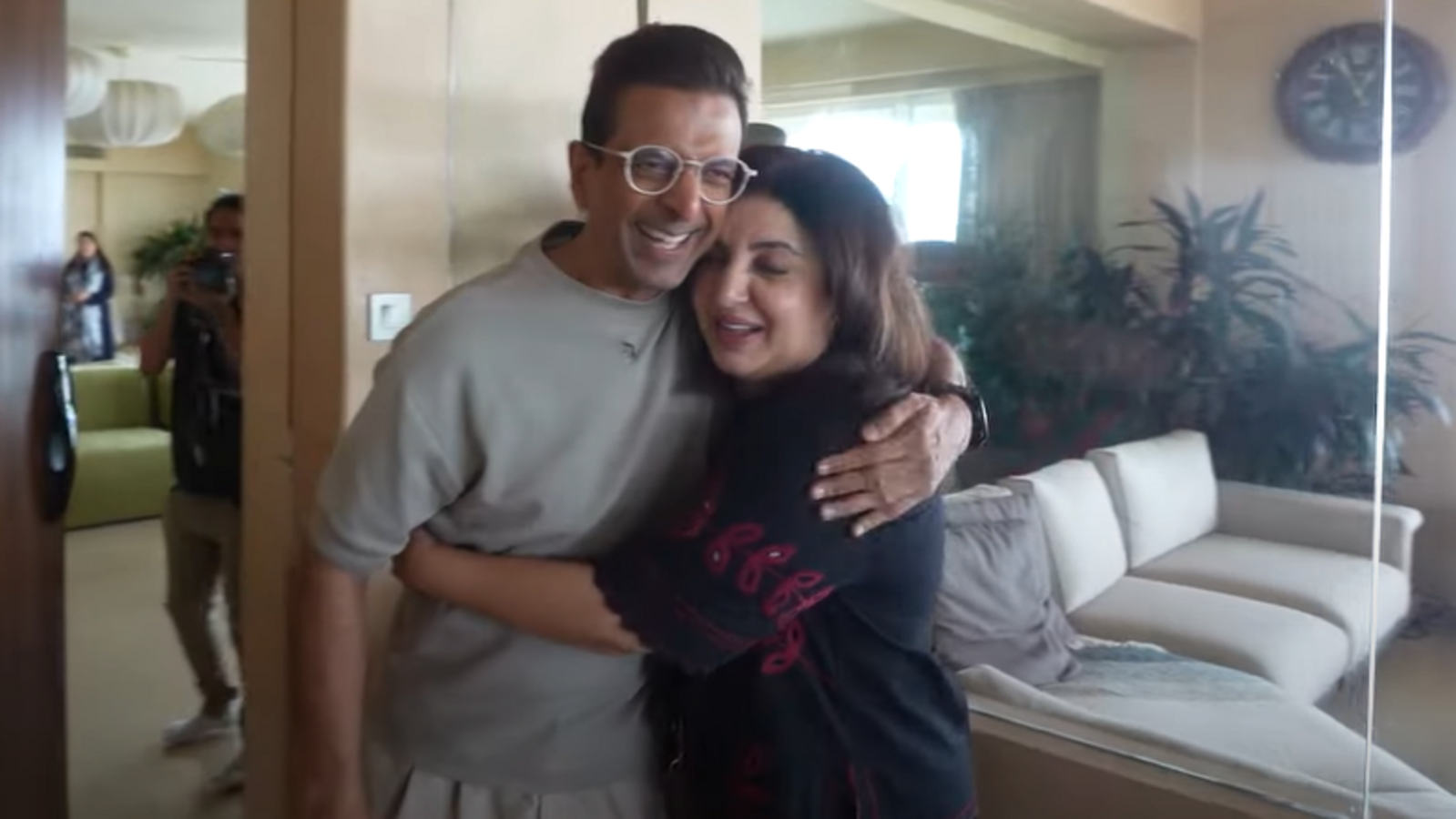 'তেরে সে হাই শাদি কার লেনি থি': ফারাহ খান জাভেদ জাভেরির বিশাল, অত্যাশ্চর্য মুম্বাইয়ের বাড়ির উপর দিয়ে স্বচ্ছল | বলিউড